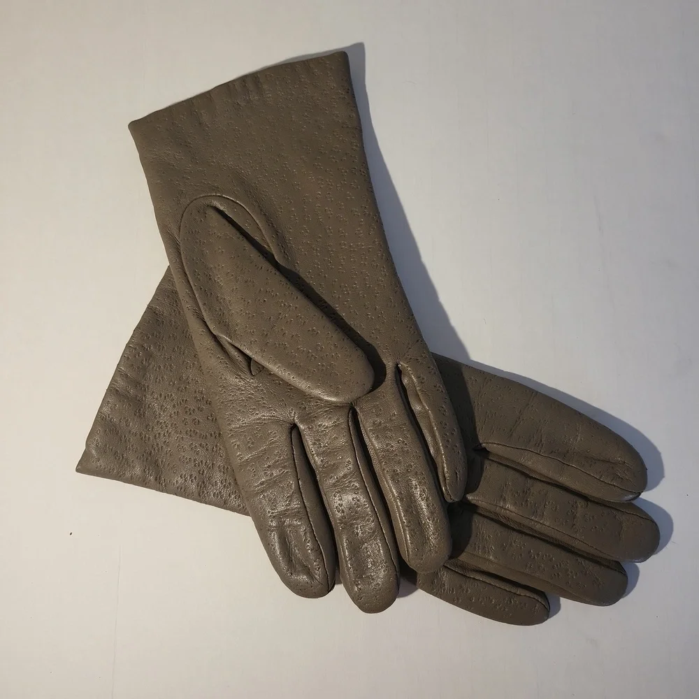 Aris Taupe Gray Pleather Gloves Size 7
